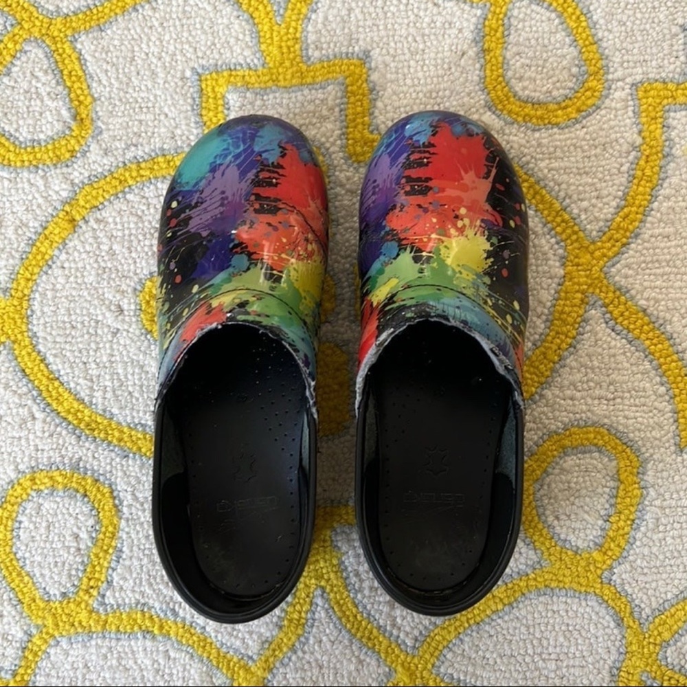 Well Worn Danskos. Sz 41 (10.5)